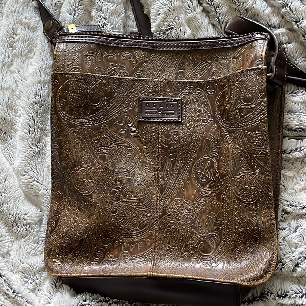Relic handbag. Brown.